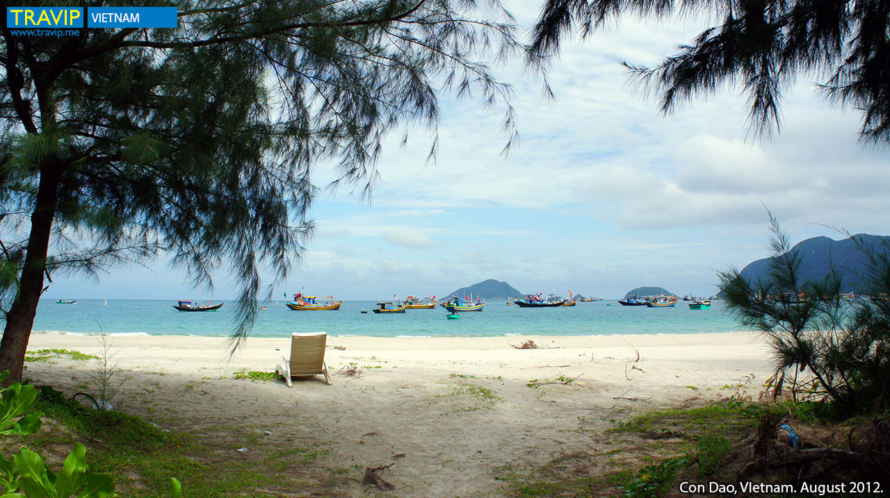 Bãi biển nhìn ra từ Côn Đảo Sea Cabana.