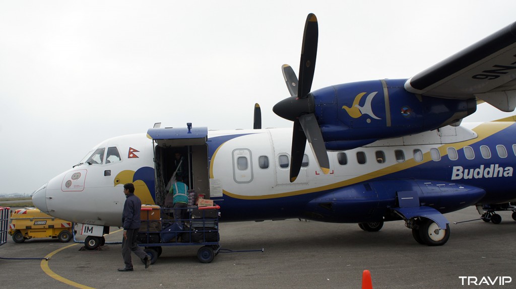 Máy bay ATR42 của hãng hàng không Nepal là Buddha Air tại sân bay Bhairahawa, Lumbini, Nepal. 